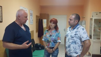 Съдови хирурзи от УМБАЛ Бургас оперираха цяла нощ и спасиха…